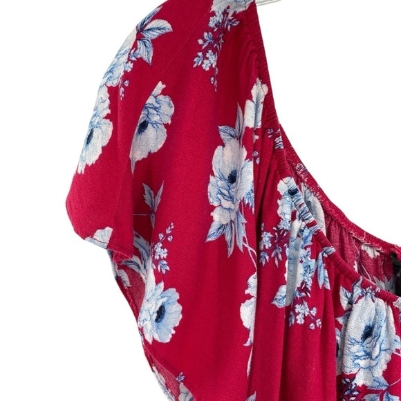 Torrid Red Floral Crepe Off Shoulder Ruffle Blouse - Picture 5 of 10